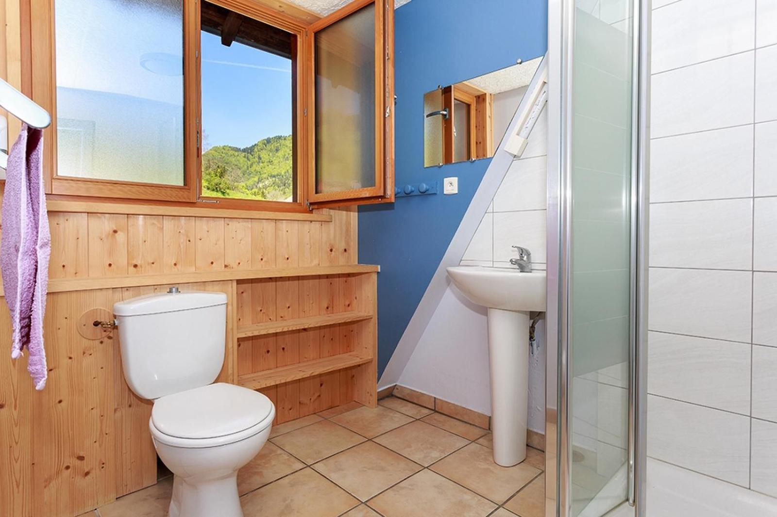Gite Auberge L'Herbe Tendre Saint-Pierre-dʼEntremont الغرفة الصورة